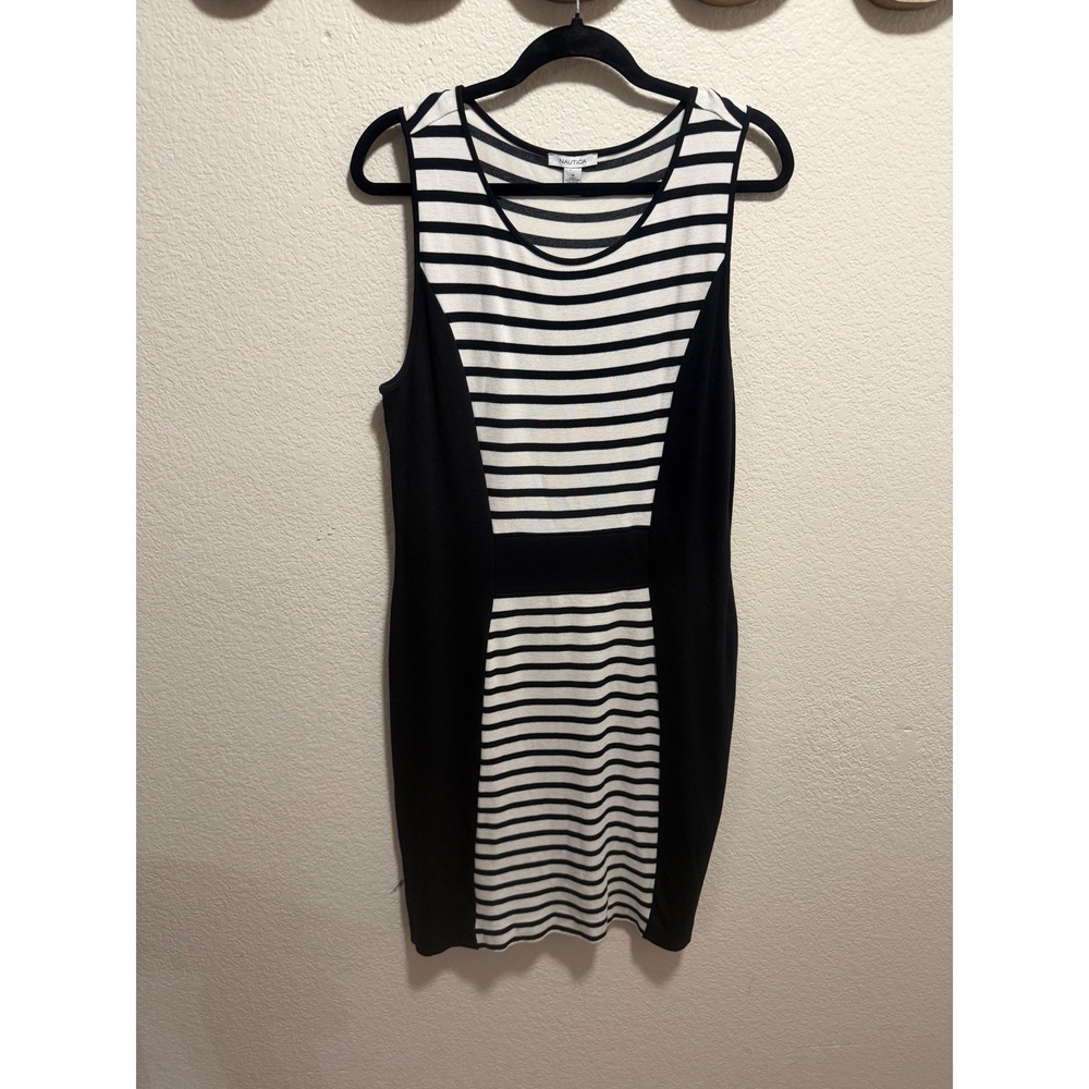 Nautica Black & White Dress Size 14